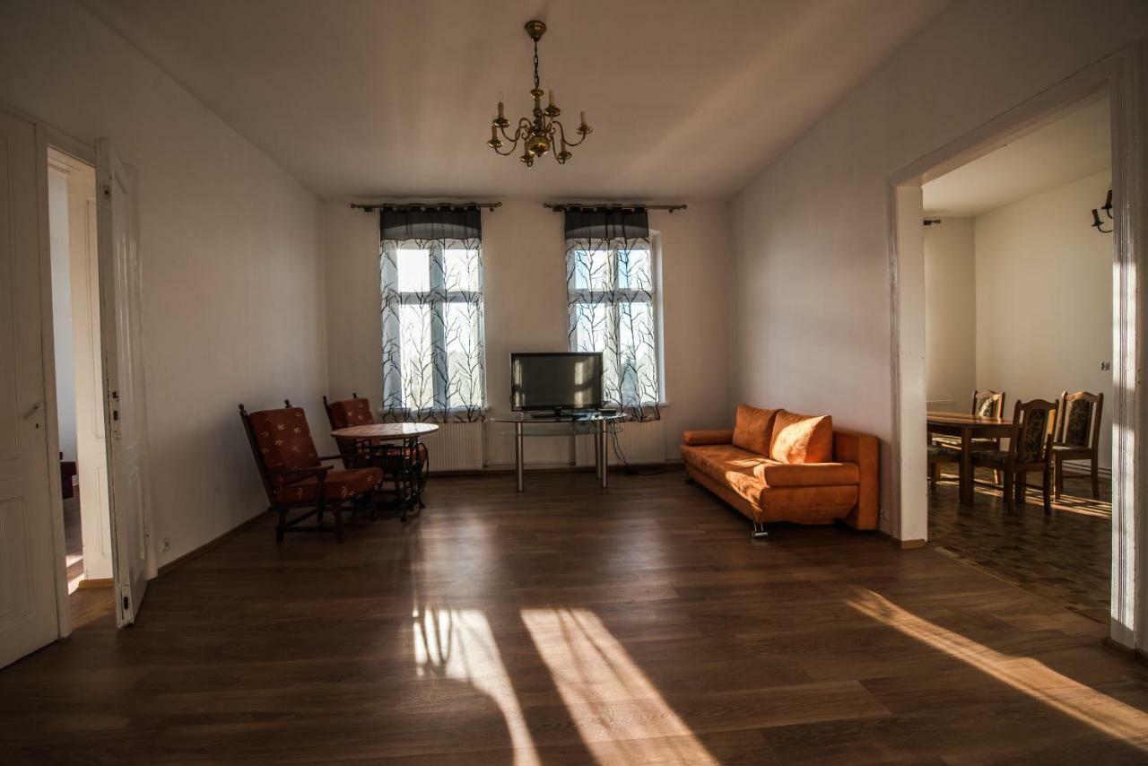 Апартаменты Przestronny Apartament Калиш Экстерьер фото